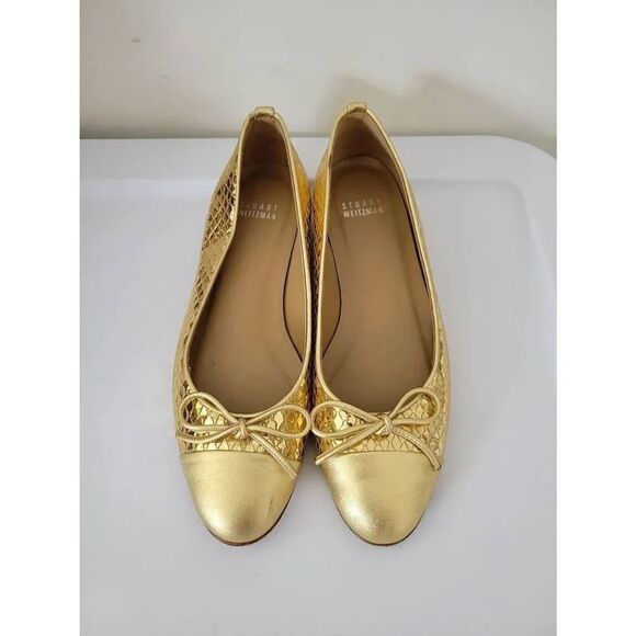 Stuart weitzman gold flat shoes 6.5 - Picture 1 of 10